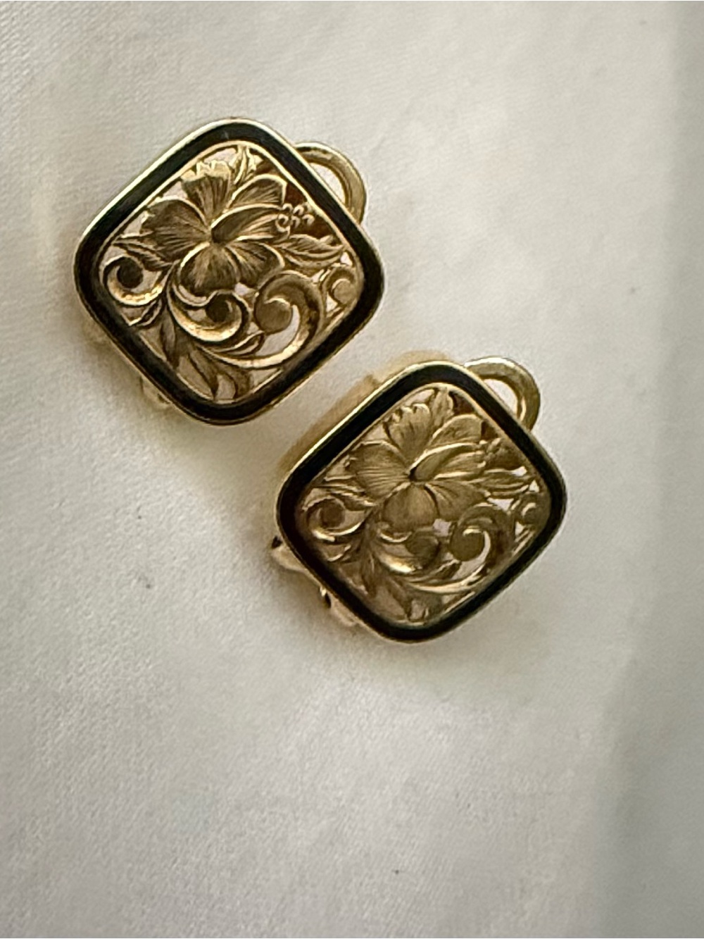 14k Solid Gold Hawaiian Black Enamel Omega Back Earrings